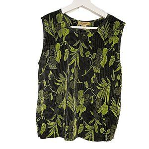 Sleeveless black and green floral print by Plissé